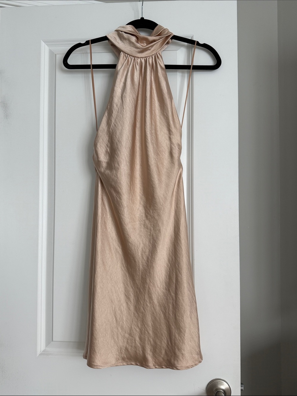 NWT Kourt Gold Halter Backless Mini Dress M